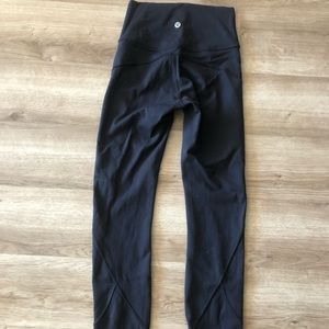 Lululemon in movement tight 25” (size 2)